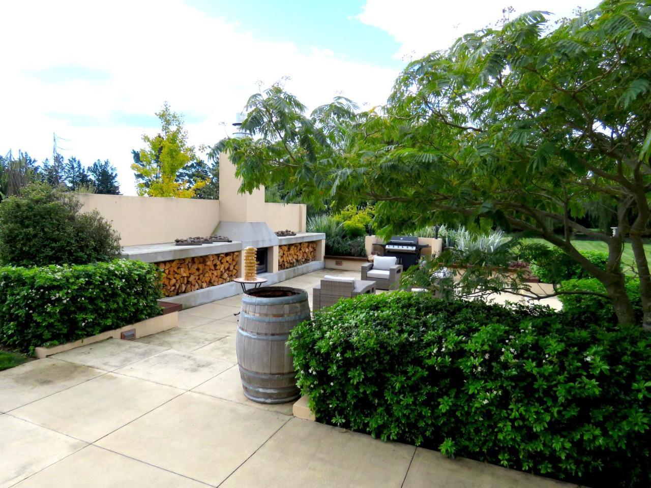 Tuscany Downs Estate Darfield Extérieur photo
