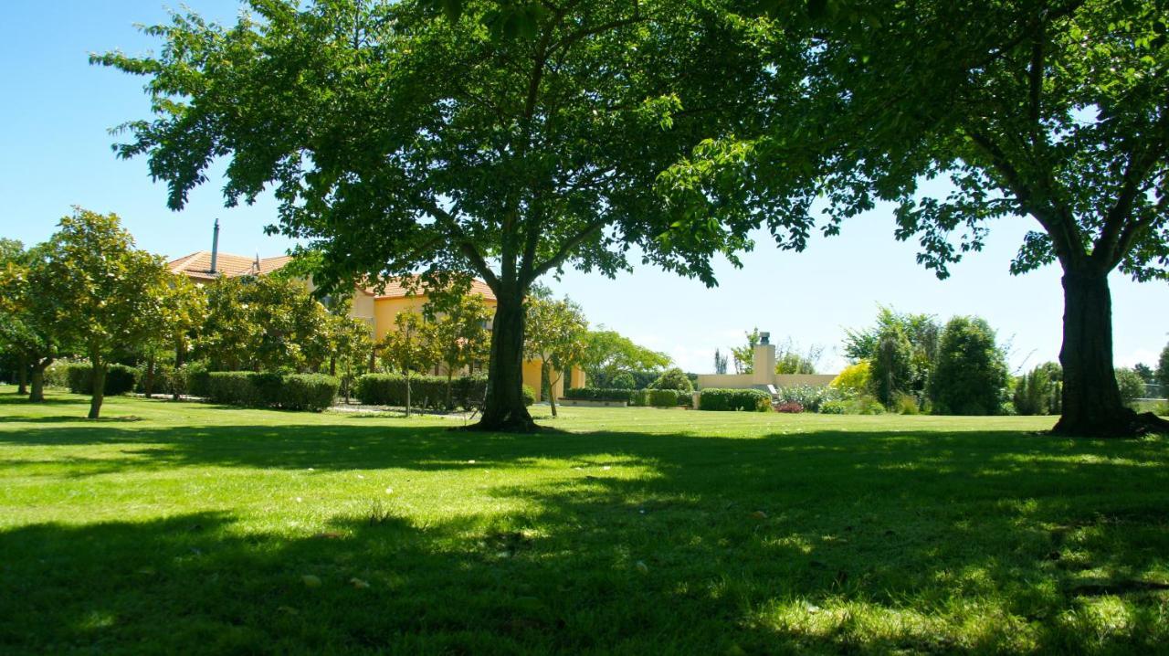 Tuscany Downs Estate Darfield Extérieur photo